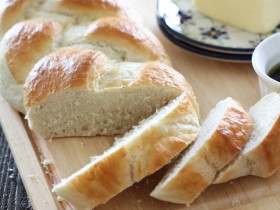 This French Bread is SUPER easy and delicious! AND its fat-free! My family loves this recipe!