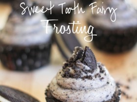 Cookies and Cream Cupcakes with copy-cat "Sweet Tooth Fairy" frosting!  These cupcakes are over-the-top DELICIOUS!