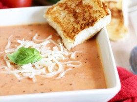 Creamy Tomato Basil Soup!... Perfect for the cooler days! It is one of my absolute favorite soups! #soup #recipe