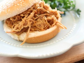 Slow Cooker Sweet and Tangy Pulled Pork!... Cooks for 8-10 hours, so this is perfect to put on the night before or when you have a long day ahead of you! #recipe #slowcooker