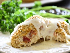 Chicken Cordon Bleu Pillows from chef-in-training.com ....This very well could be my family's new favorite dinner! You need to try this recipe out asap!