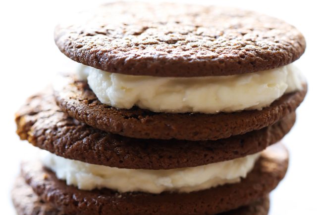 Gingerbread and Cream Cookie Sandwiches