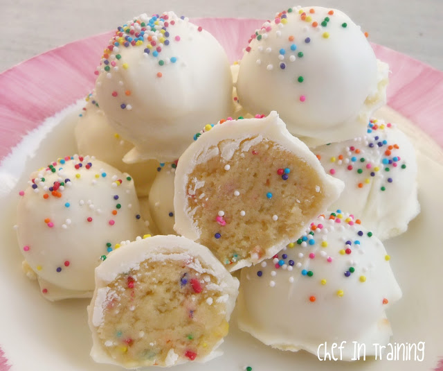 No-Bake Cake Batter Tuffles! These are AMAZING! Super easy to make and absolutely delicious!