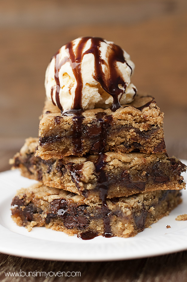 Sunday Cookie Bars from @bunsinmyoven on chef-in-training.com ...These look INSANELY delicious! Holy yum!
