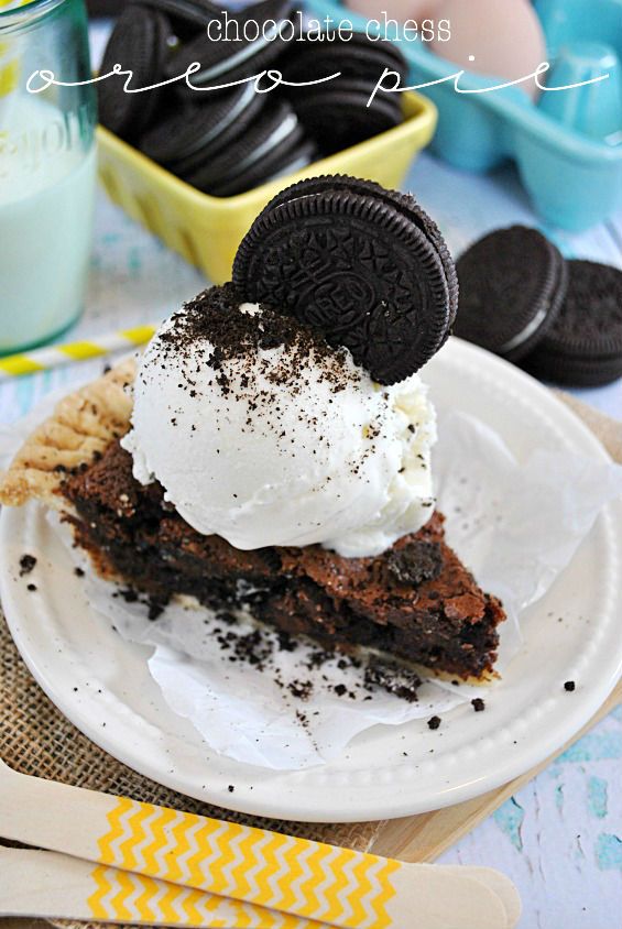 Chocolate Chess Oreo Pie