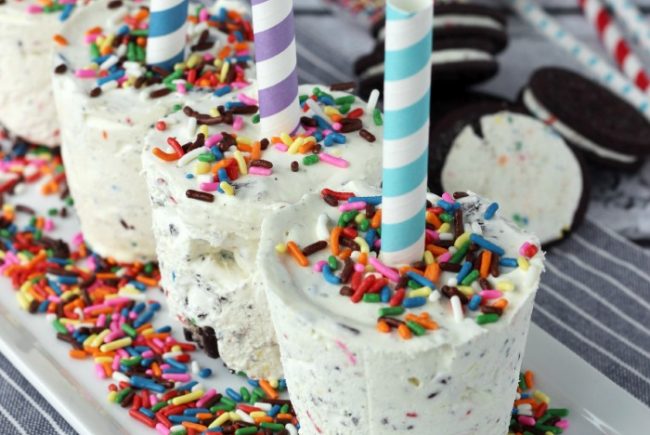 Cake Batter Oreo Ice Cream Pops