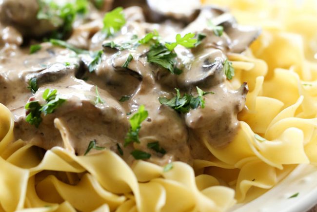 Slow Cooker Beef Stroganoff