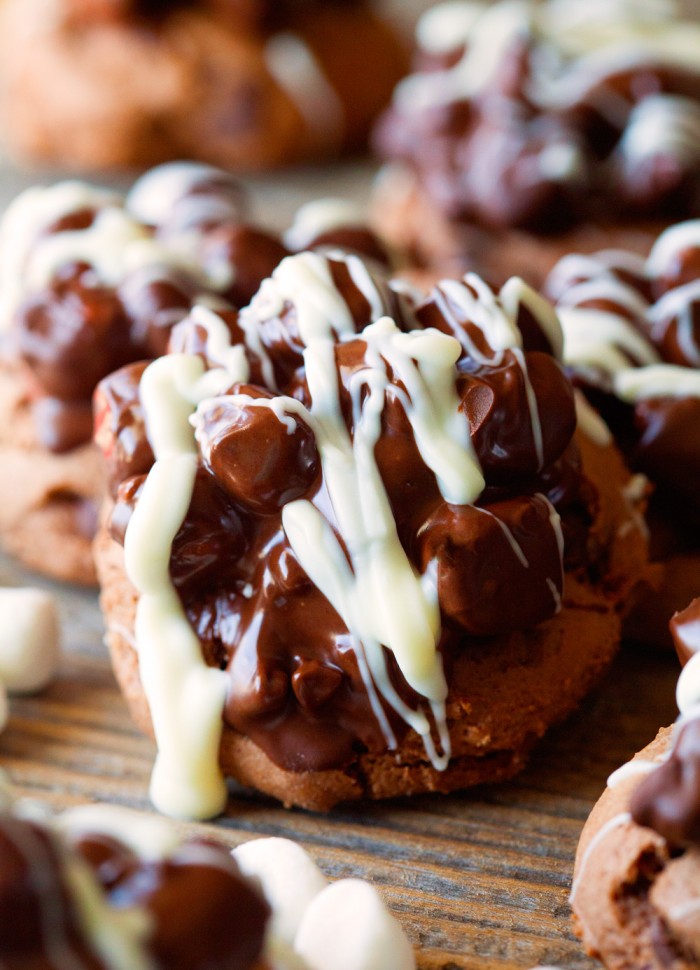 Rocky Road Cake Mix Cookies... these cookies are irresistible! Soft cookie base and glorious toppings make for the perfect treat!
